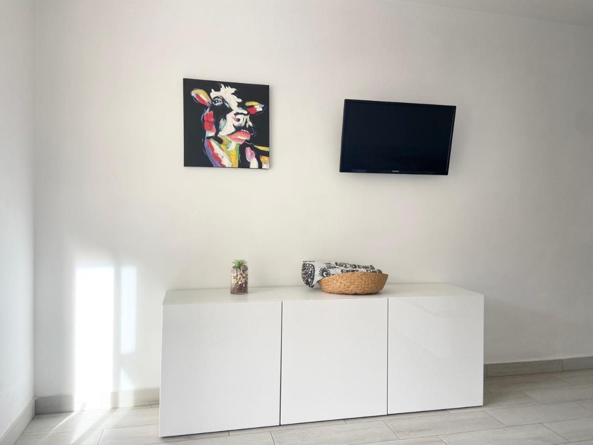 Top Floor, Panoramic Studio, Heated Pool Los Cristianos  Bagian luar foto