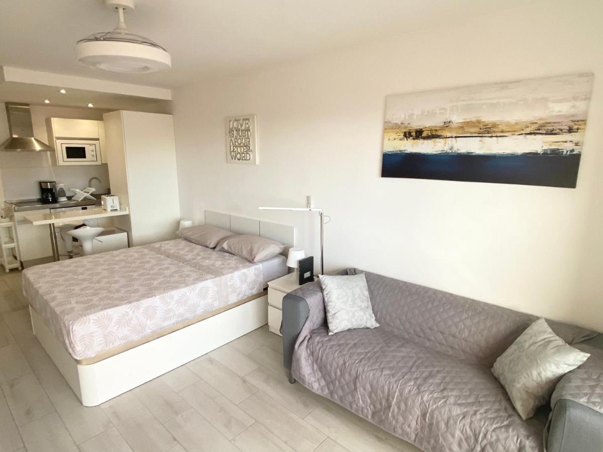 Top Floor, Panoramic Studio, Heated Pool Los Cristianos  Bagian luar foto